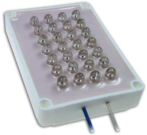 Preview: Infrarot-Scheinwerfer 12V - 15 V DC für CCD-Kameras M120 Kemo