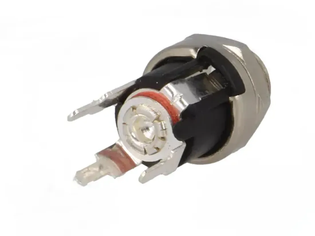 DC Einbaubuchse mit Schaltkontakt 5,5 x 2,5mm